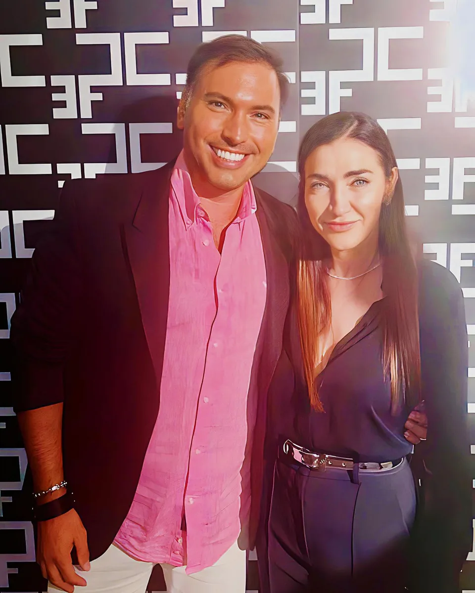 Christian Gaston Illan con Elisabetta Franchi