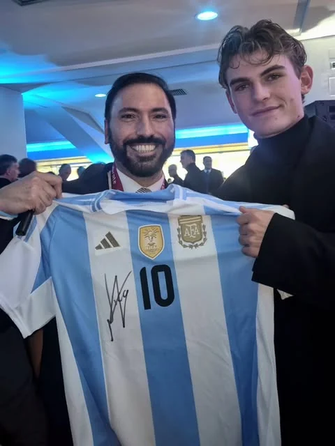 Christian Gaston Illan in un incontro legato allo sport